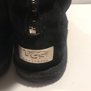 UGG Boots Metal Label